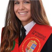 Titulada en el Grado universitario de Derecho , quedo a la disposición de cualquier estudiante de este grado que necesite ayuda.